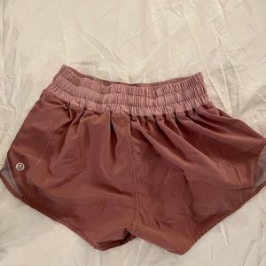 Lululemon hotty hot shorts size 2